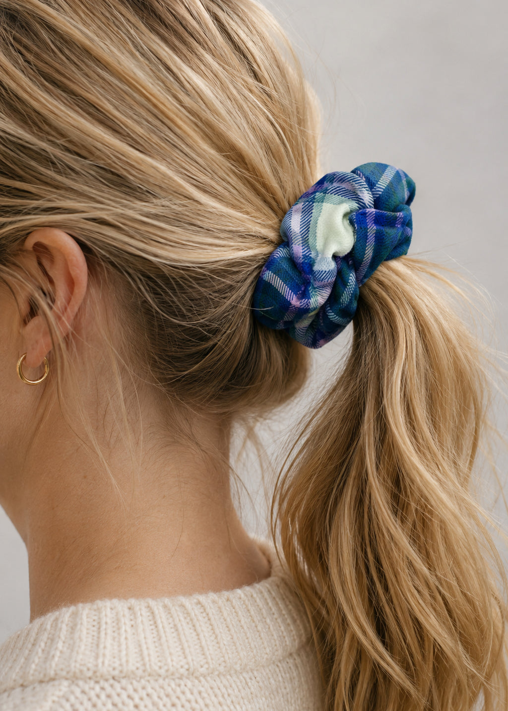 Martyrs-Bay-Hair-Scrunchie.jpg