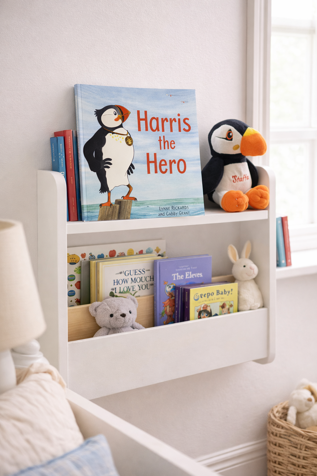 Harris the Hero: A Puffin's Adventure by Lynne Rickards and Gabby Grant