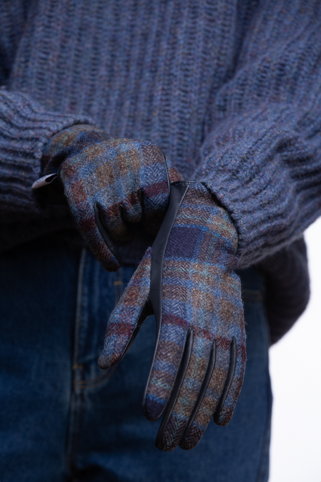 Unisex Tweed Gloves
